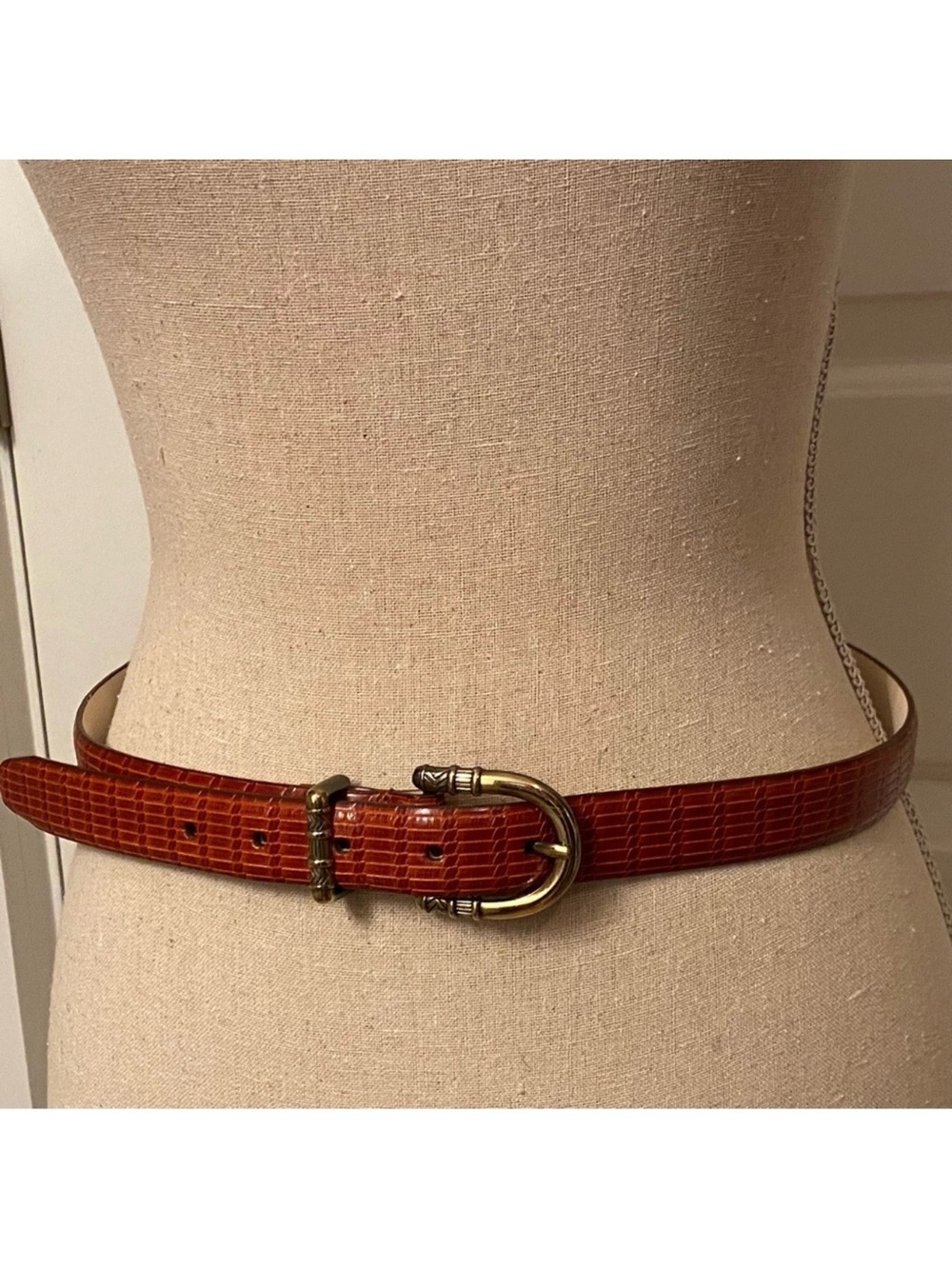 TALBOTS BELT BROWN CROC LOOK LEATHER SIZE L
